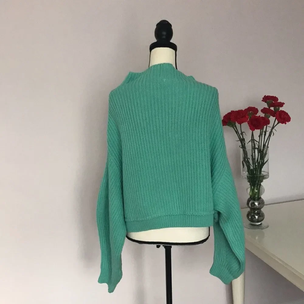 Free People Green Sweater size XS